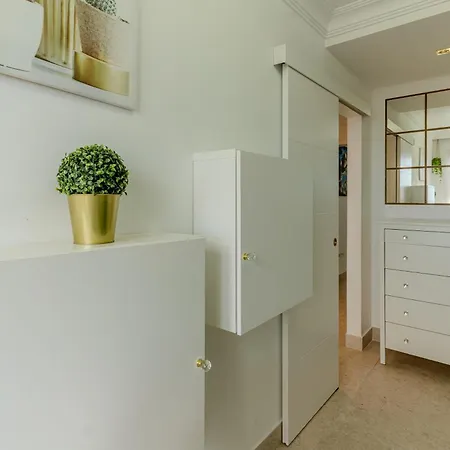 Charming Semi- Detached In Mirador Del Duque Апартаменты *