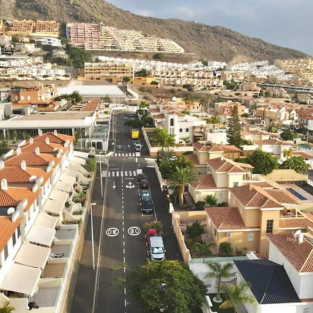 Charming Semi- Detached In Mirador Del Duque Апартаменты